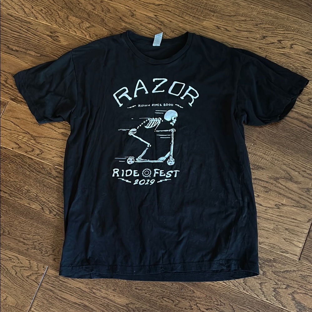 Razor Black Graphic T-Shirt for Men